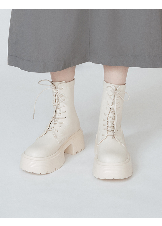 Round Toe Chunky Platform Lace-Up Boots Vanilla