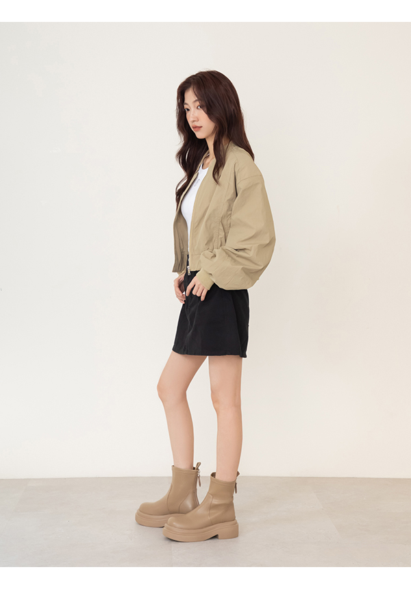 安可返場輕量底素面瘦瘦短靴 杏色