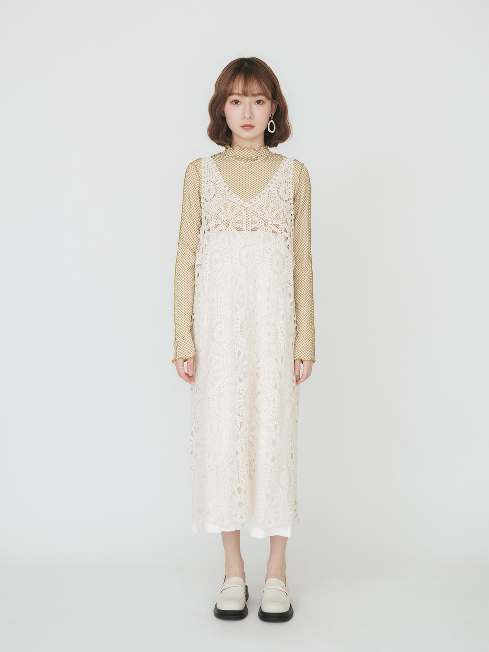 低調貴族．小錢幣扭結方頭樂福鞋 香草米