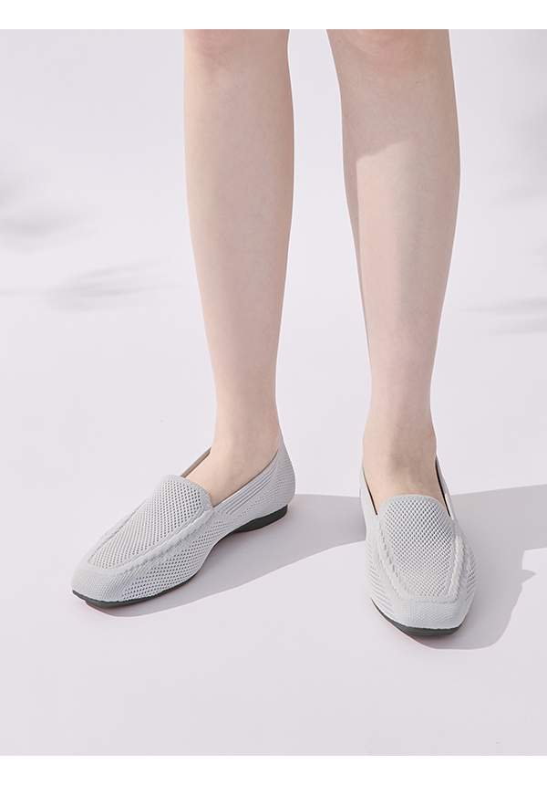 【3D零感雲織鞋】素面方頭樂福鞋 象牙灰