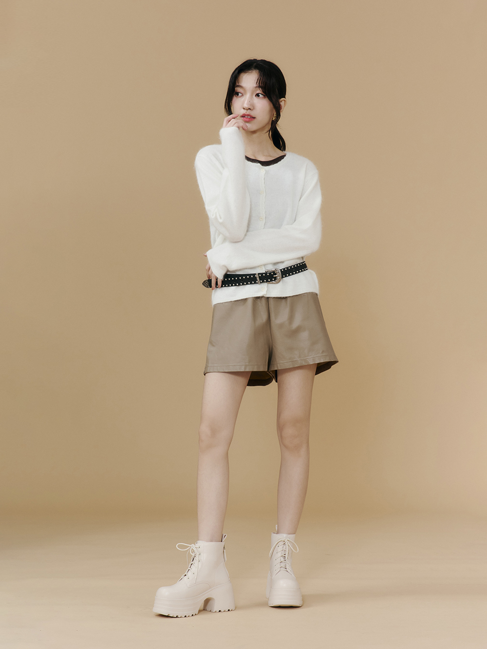 舞力全開增高加厚底綁帶短靴 米白色