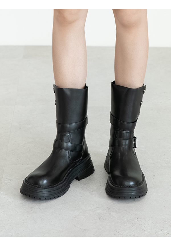 復古騎士釦環排釦機車短靴 黑色