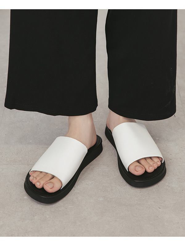 Minimalist Wide Strap Thick Sole Slippers White