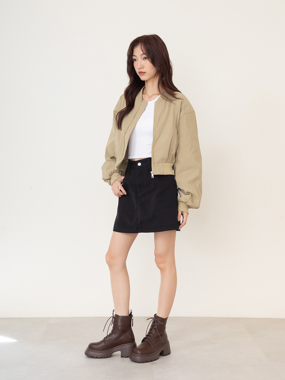 女團風輕量厚底綁帶短靴 咖啡色