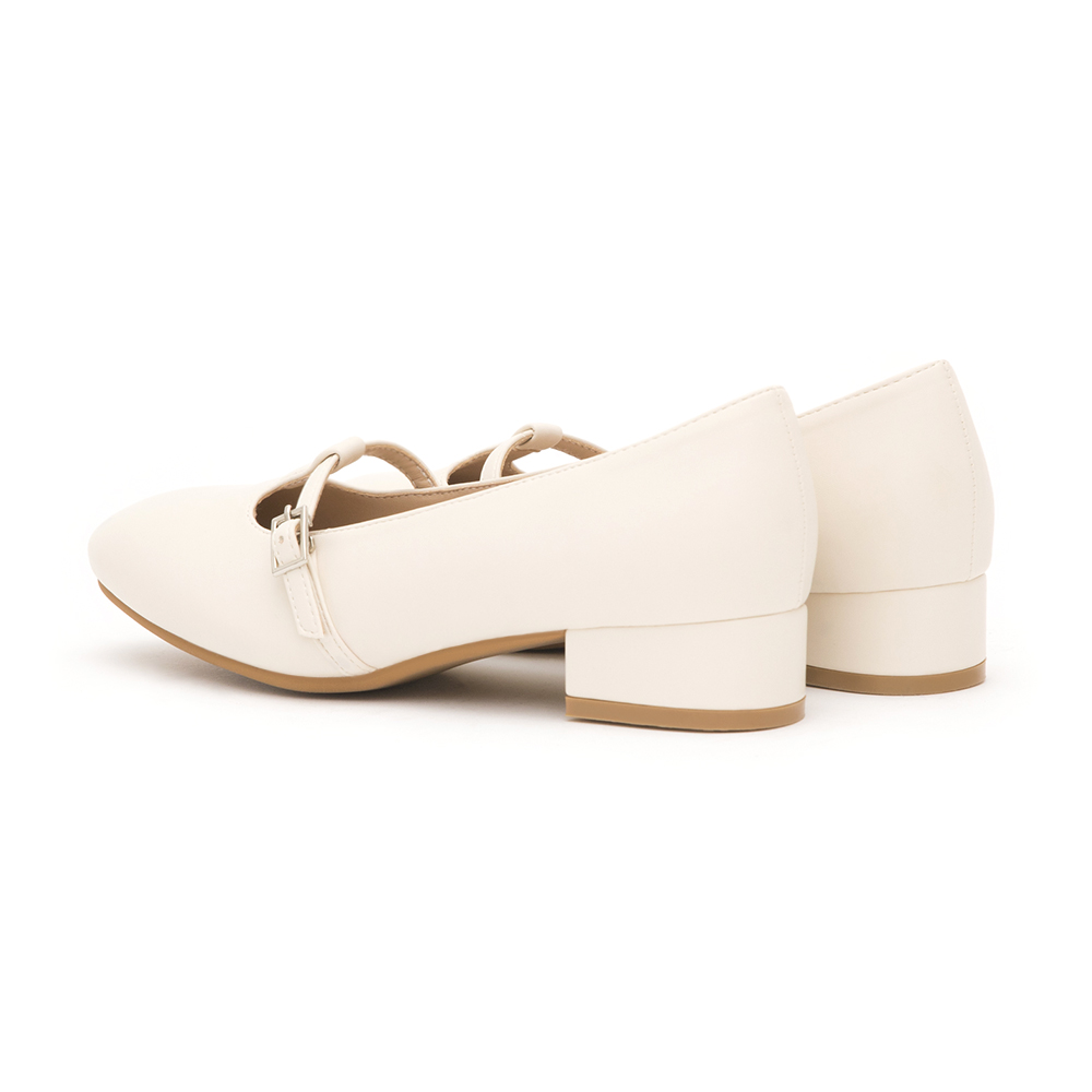 Round-Toe T-Strap Mary Jane Shoes Vanilla