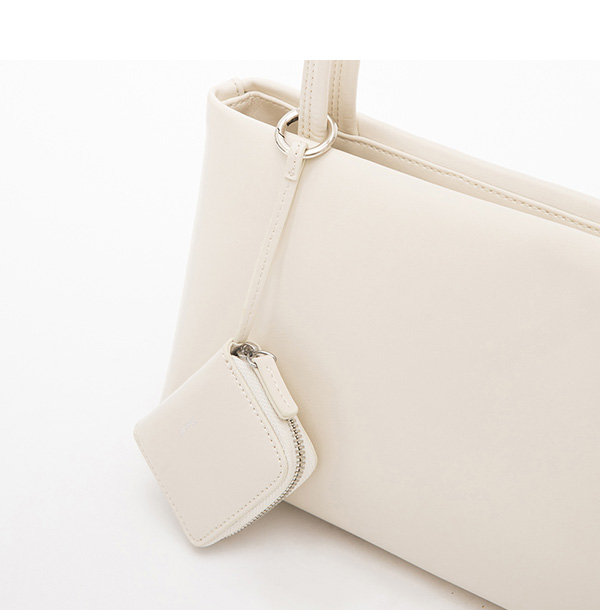 Minimalism Shoulder Bag Beige