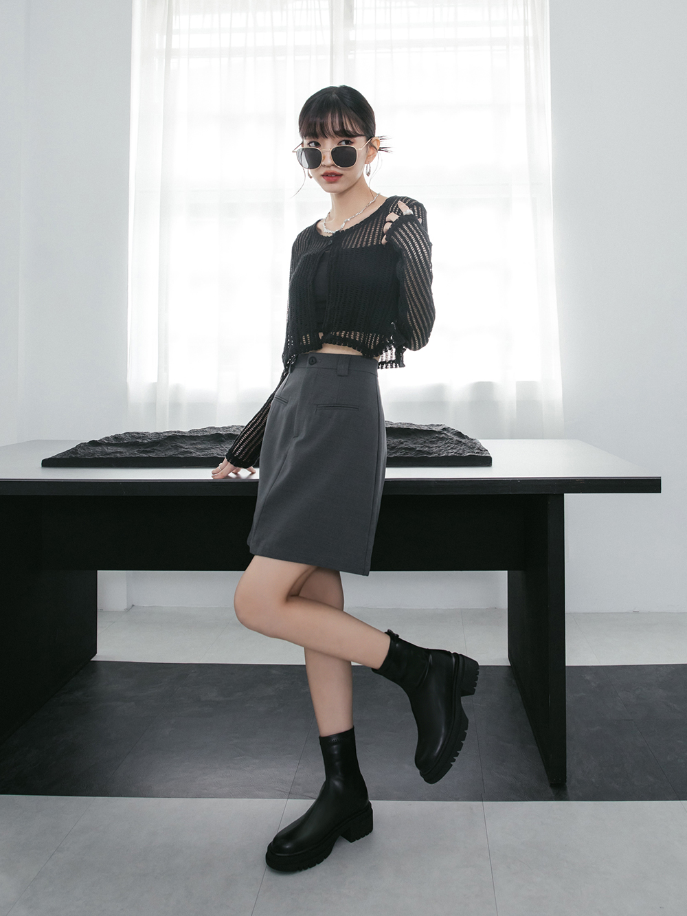 心動瞬間．加厚鬆糕底瘦瘦短靴 時尚黑