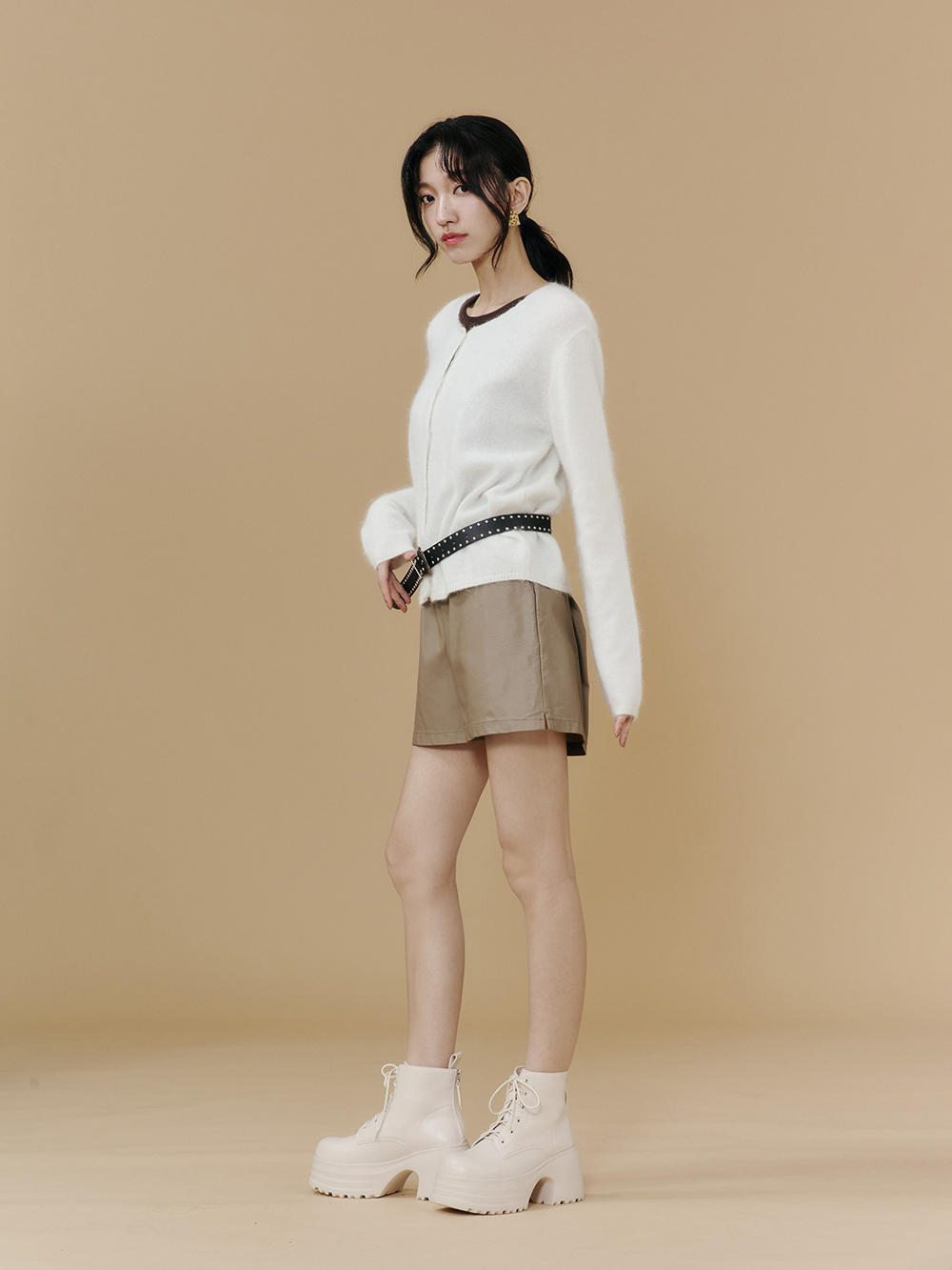 舞力全開增高加厚底綁帶短靴 米白色