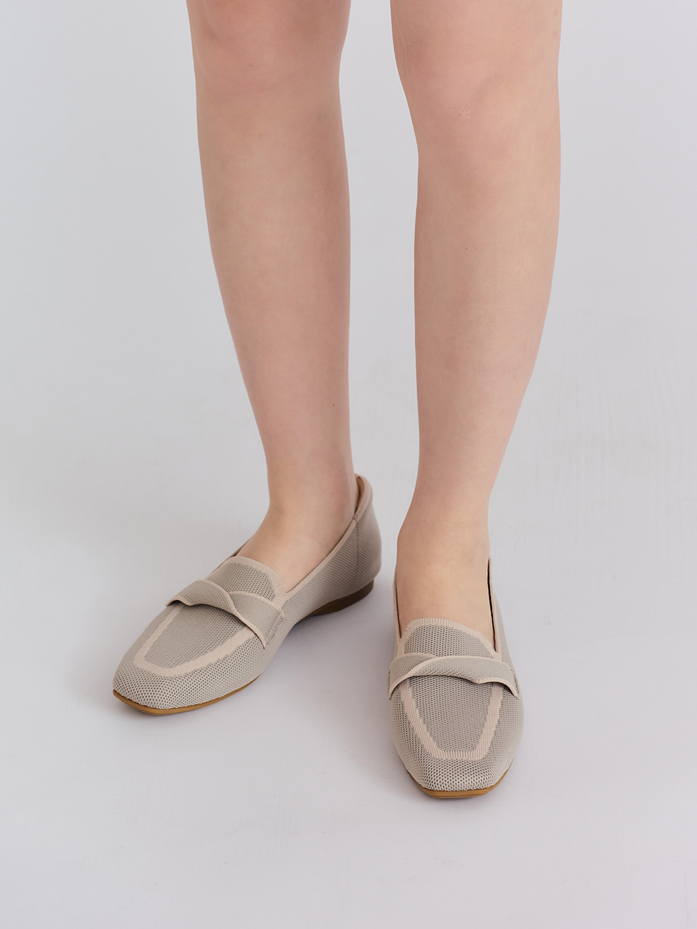 【3D零感雲織鞋】雙色拼接扭結方頭樂福鞋 密茶杏