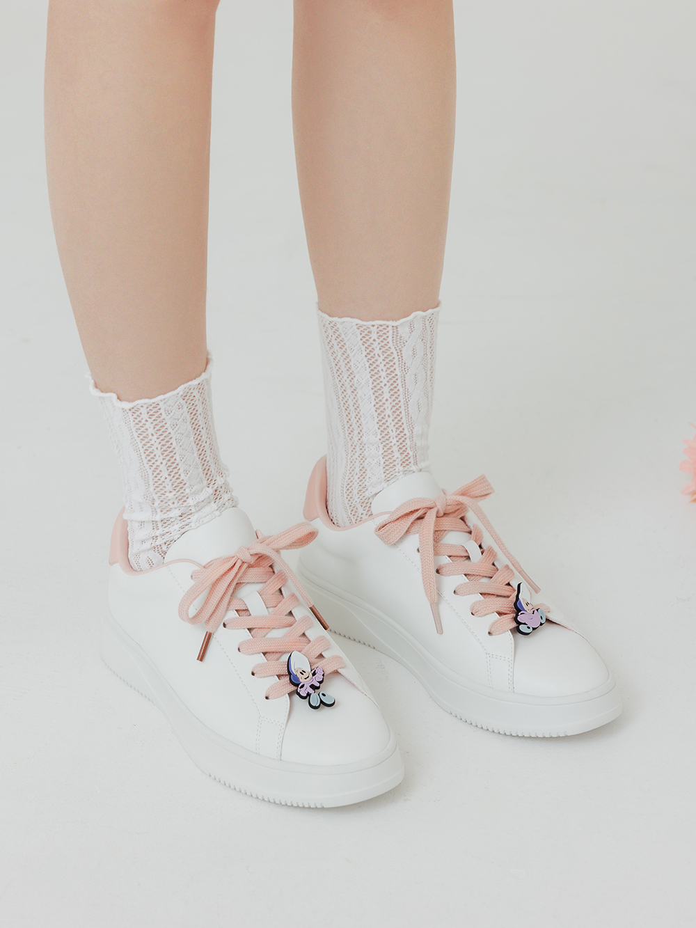 【Disney】牡蠣寶寶雙色鞋帶小白鞋 草莓粉