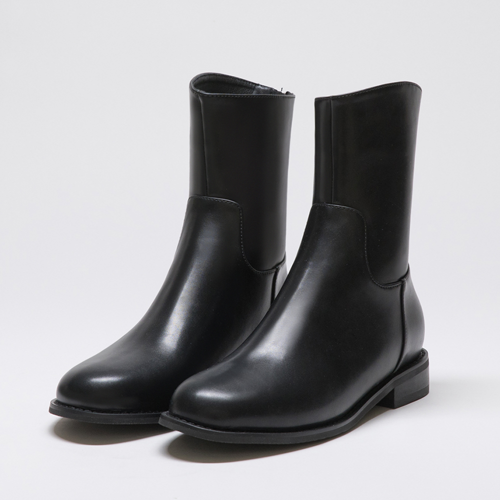 Plain Back Zipper Round Toe Boots Black