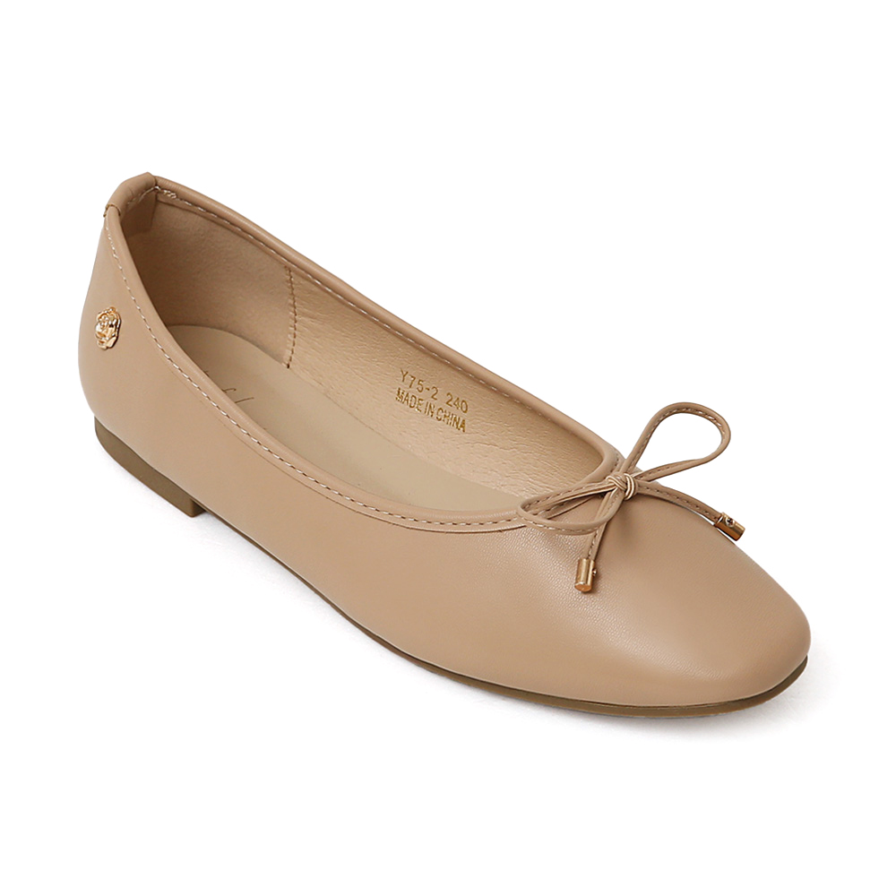 浪漫花釦．小蝴蝶結平底芭蕾娃娃鞋 裸膚杏