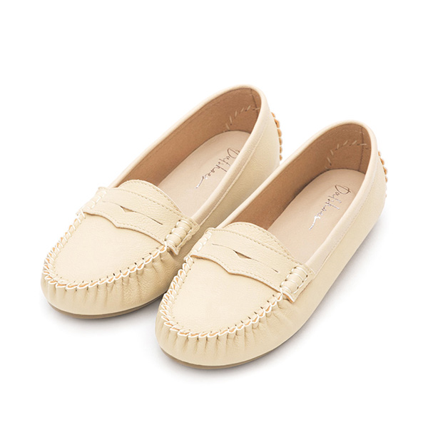 MIT Tassel Moccasin Loafers Cream