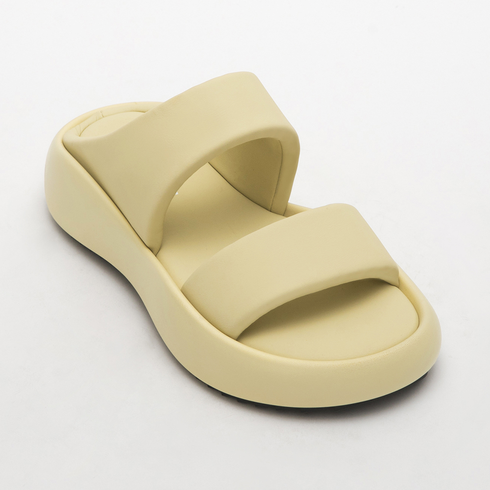 Soft Cushioned Sole Lightweight Sandals Yellow