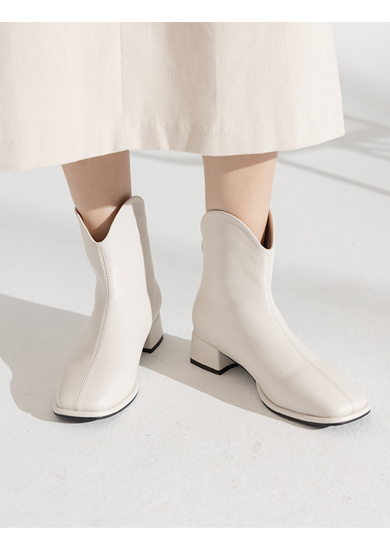 Mid-Heel Plain Sock Boots Vanilla