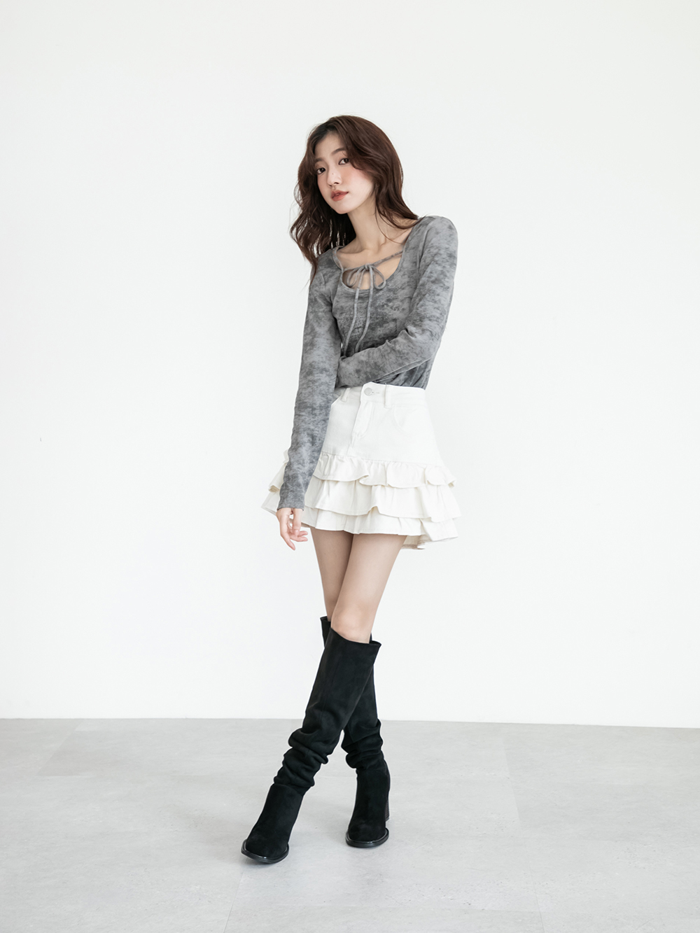 曠野玫瑰圓頭木紋跟堆堆長靴 黑色