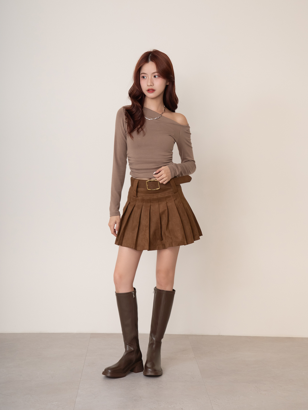 黃金比例方頭木紋跟瘦瘦長靴 咖啡色