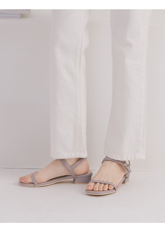 Thin Strap Square Toe Low Heel Sandals Lavender