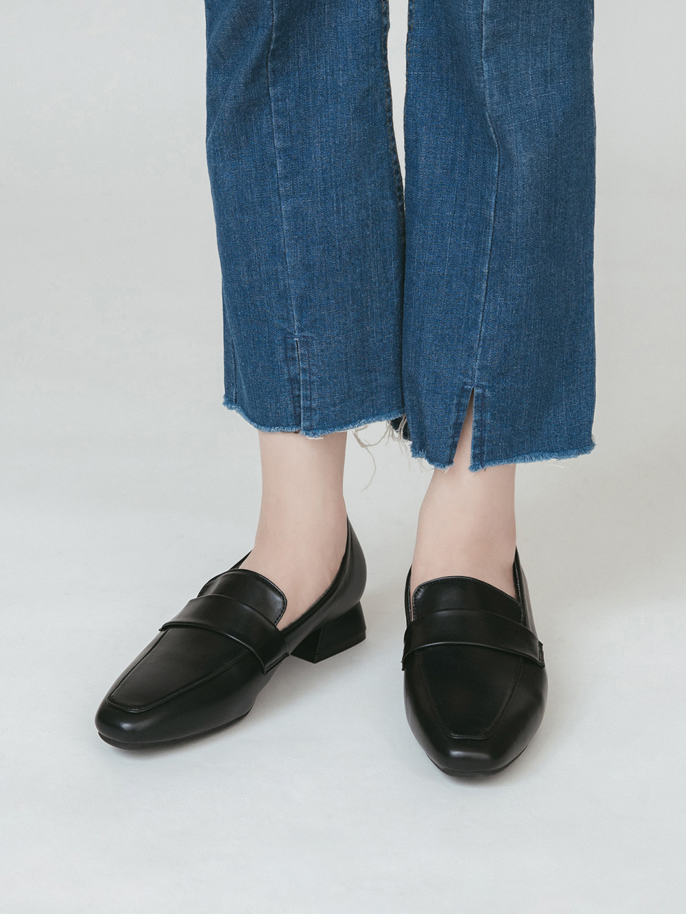 實穿滿分.4D氣墊低跟樂福鞋 時尚黑