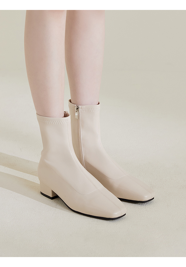 Stradivarius Seam Front Square-Toe Low-Heel Slim Boots French Vanilla White