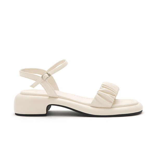 Marshmallow Single Strap Ruched Sandals Vanilla