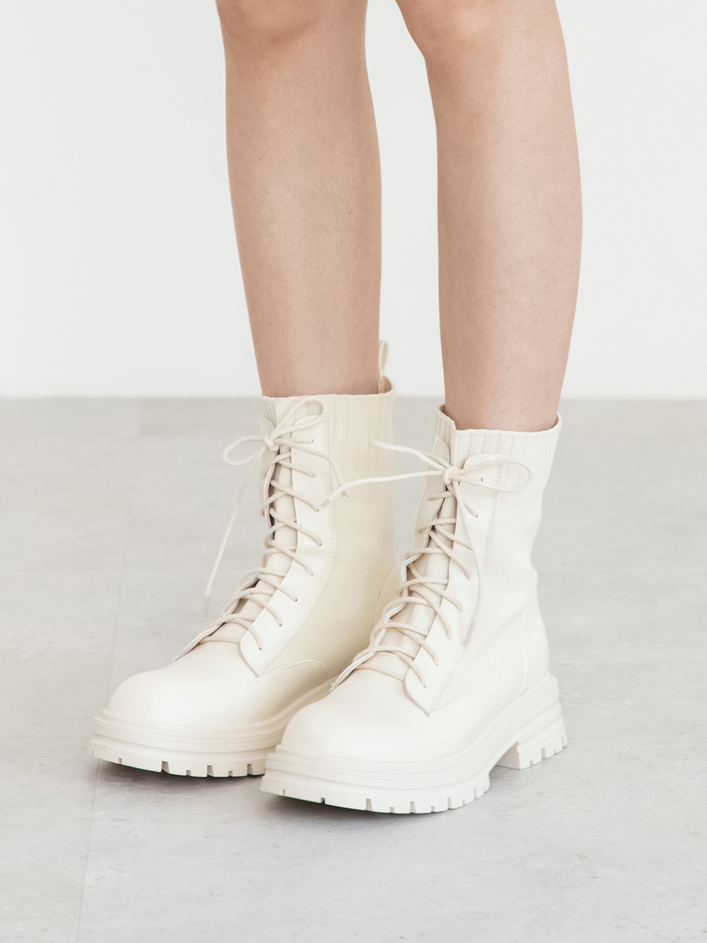 個性boy風針織拼接綁帶短靴 米白色