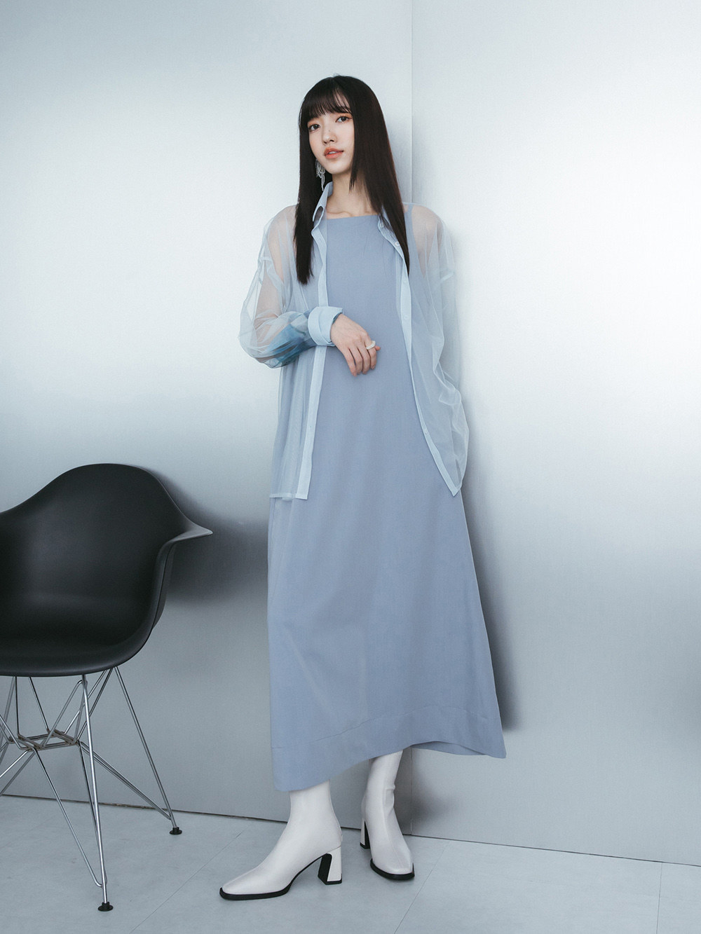 誰穿誰好看．素面方頭高跟瘦瘦靴 香草米