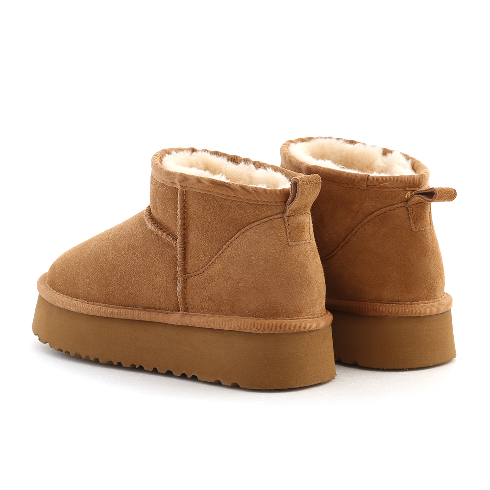 Round Toe Extra Thick Sole Leather Snow Boots Camel