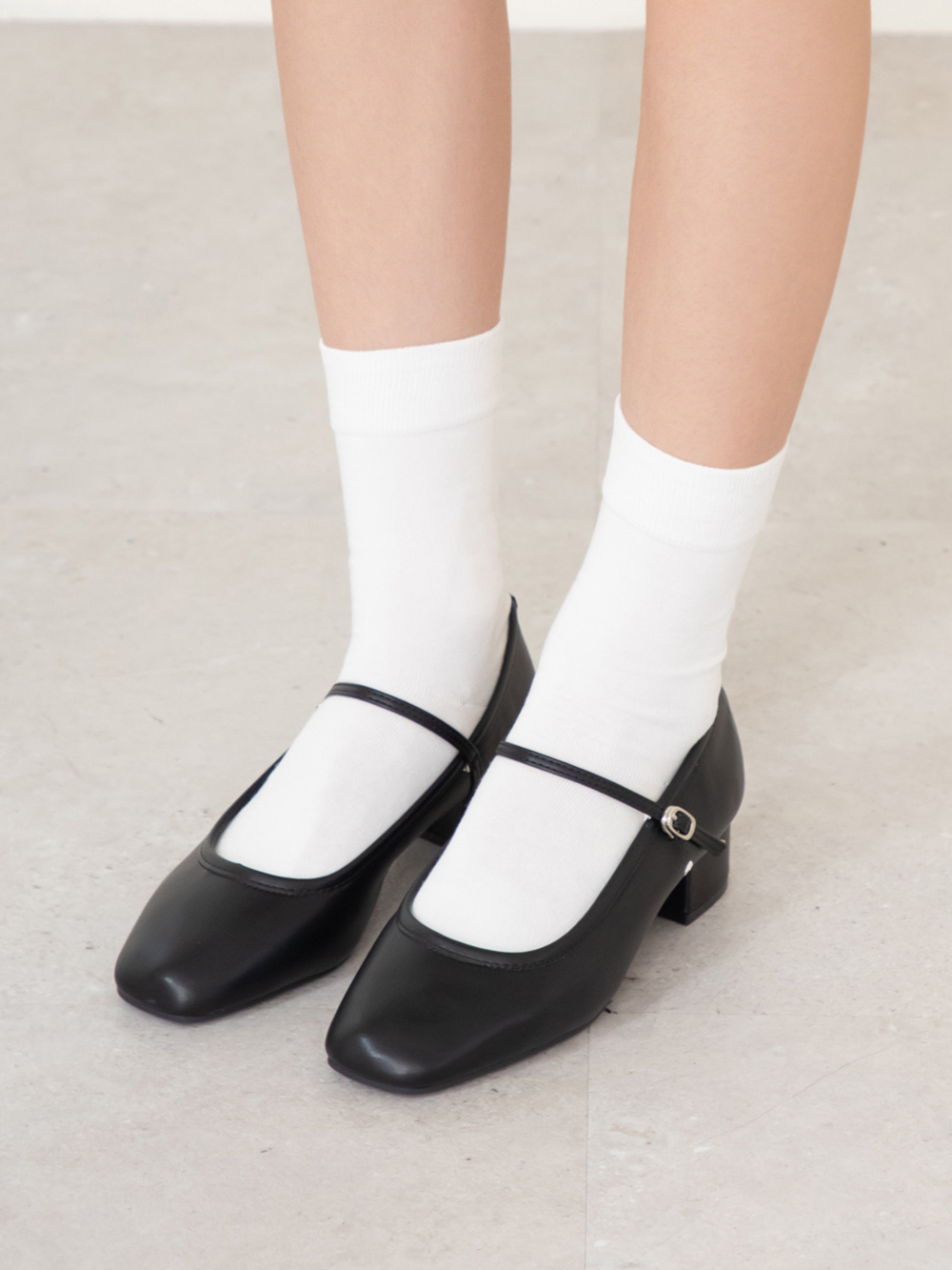 甜蜜蜜方頭氣質粗跟瑪莉珍鞋 黑色