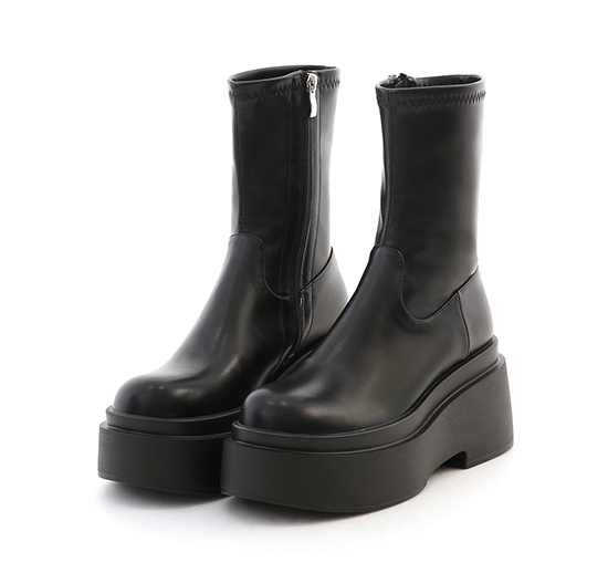 Chunky Platform Slimming Boots Black