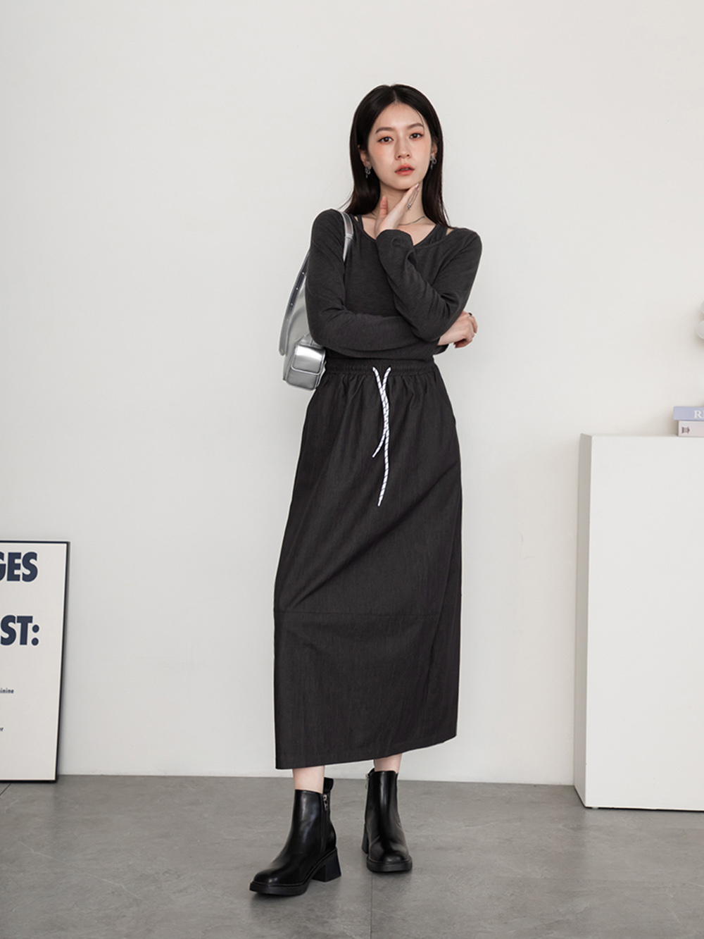 時髦指標方頭木紋跟切爾西短靴 黑