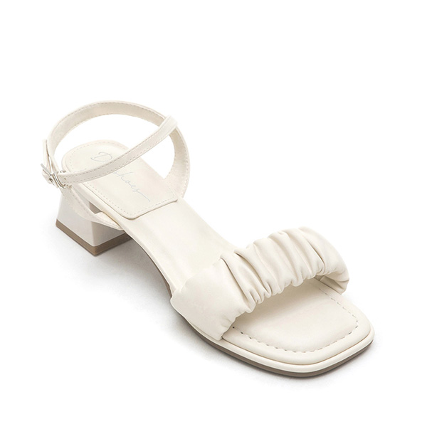 雲朵抓皺泡芙軟墊中跟涼鞋 米白