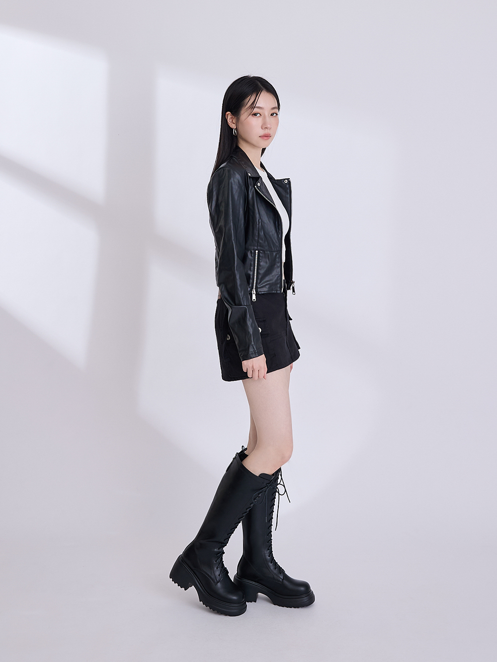 女團風輕量厚底綁帶長靴 黑色