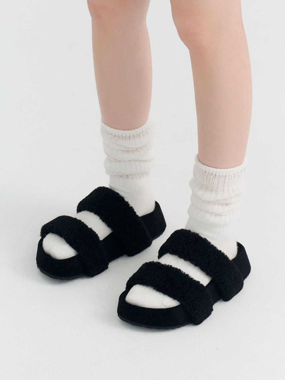 QQ小捲毛一字雙帶厚底拖鞋 黑色