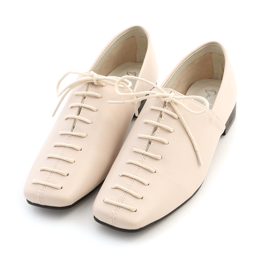 Square Toe Lace-up Shoes Vanilla