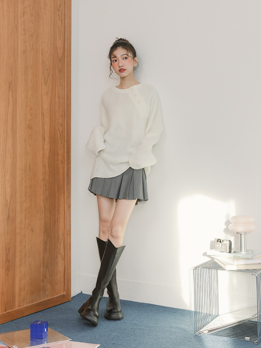 美圖V口輕量厚底瘦瘦長靴 時尚黑