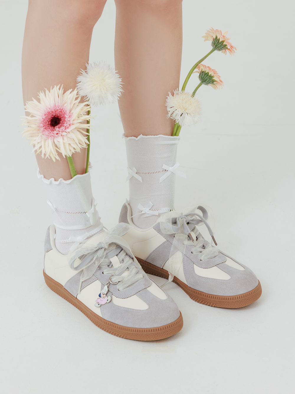 【Disney】牡蠣寶寶小掛飾真皮德訓鞋 灰色