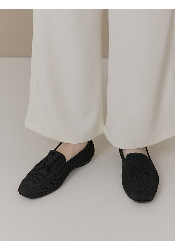 【3D零感雲織鞋】素面方頭樂福鞋 午夜黑