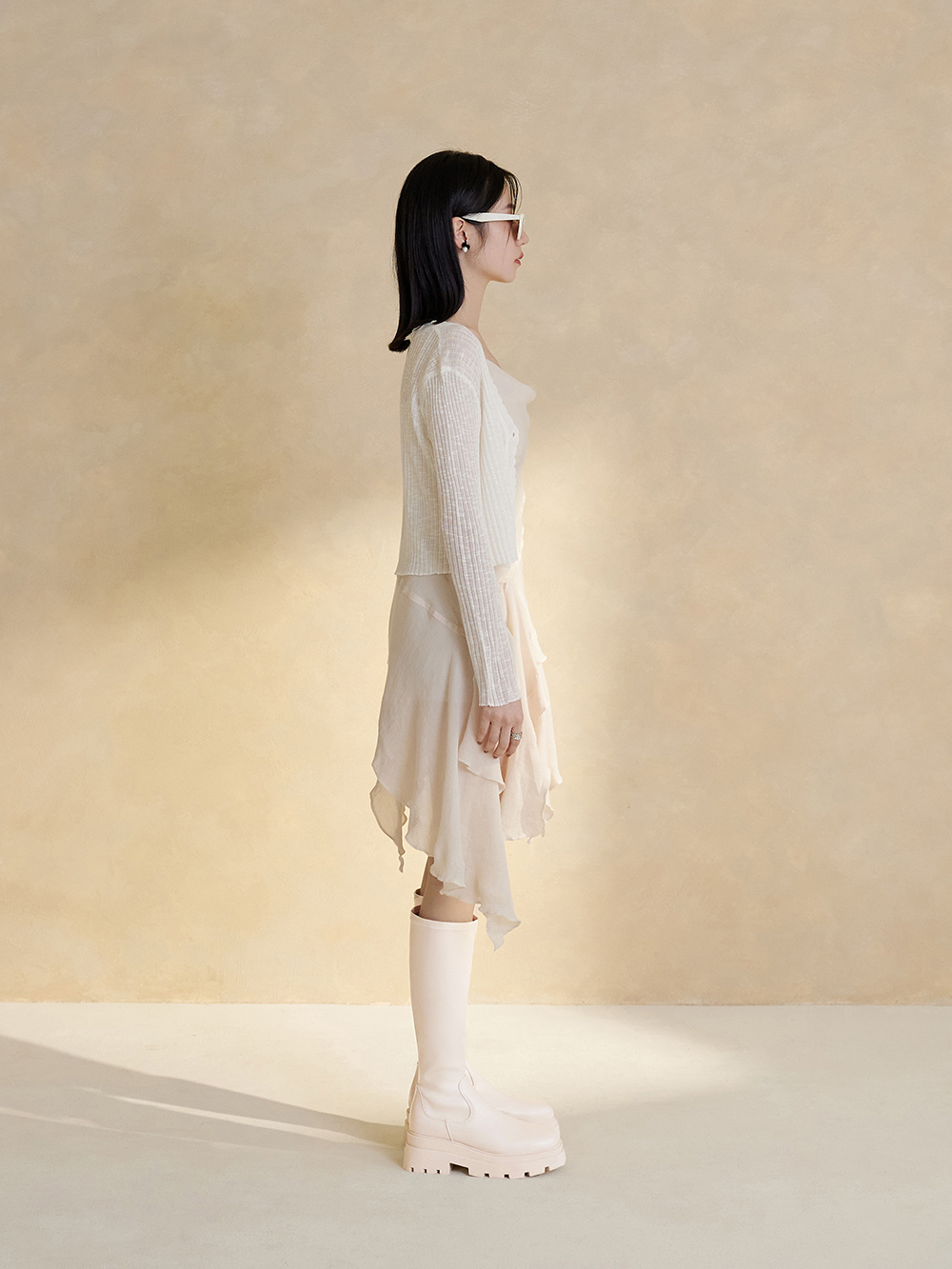 完美進化．增高厚底方糖瘦瘦長靴 香草米