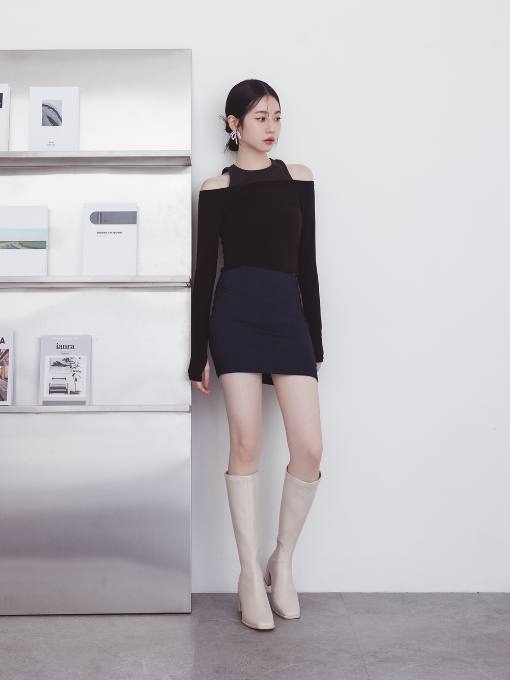 神級美腿．素面方頭高跟瘦瘦長靴 香草米