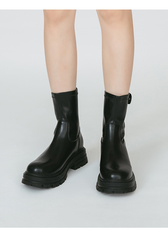 Round Toe Buckle Design Chunky Sole Short Boots Black