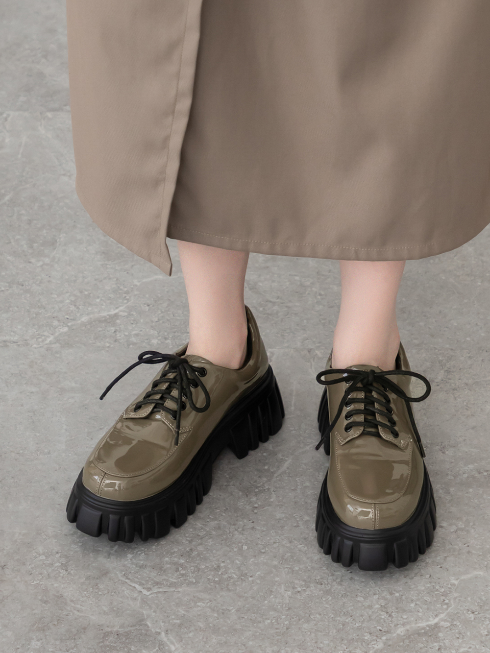 摩登少女.輕量鋸齒底綁帶德比鞋 摩卡灰