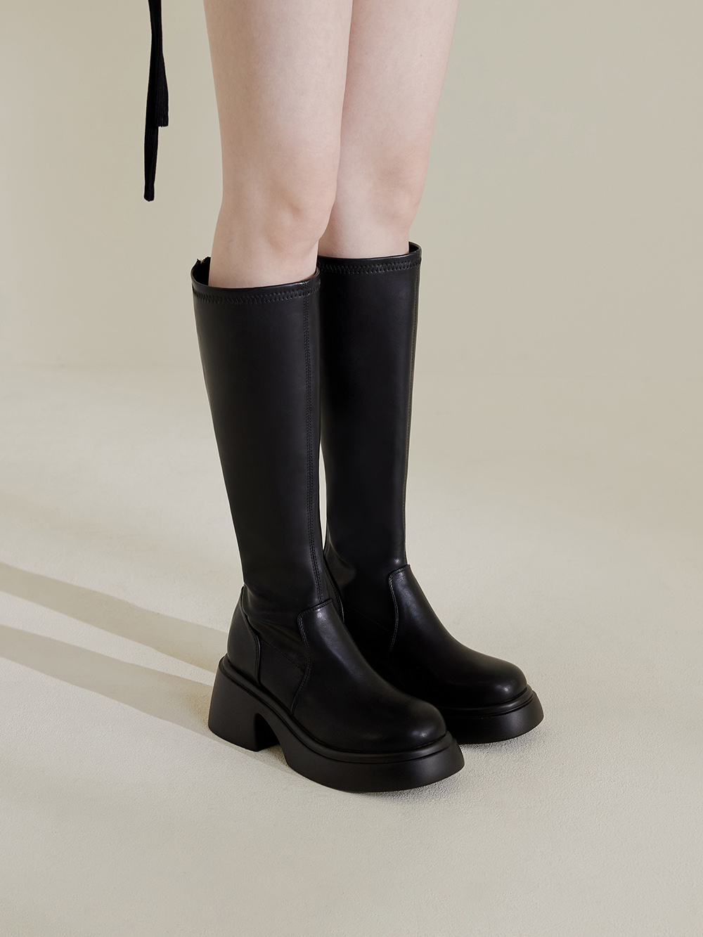 明星舞台.輕量加厚底瘦瘦長靴 時尚黑