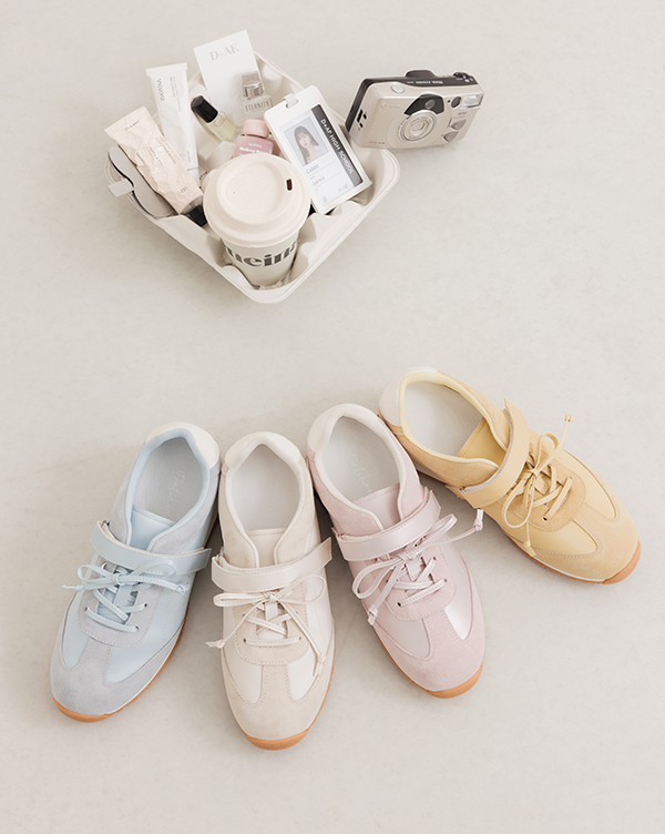 D+AF 熱銷排行榜女鞋推薦：粉彩系列OK繃貼真皮休閒鞋。早春限定粉嫩配色，日常通勤與出遊百搭好走，好穿一直穿的真皮休閒小白鞋，人氣熱銷款立即帶回家。