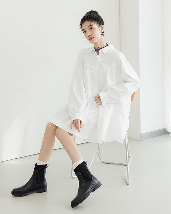 D+AF 雨季精緻穿搭：機能鞋墊針織拼接切爾西短筒雨靴。雨天出門也能保持時髦，短筒設計修飾腿型，誰穿誰顯瘦，好穿一直穿的百搭雨靴。