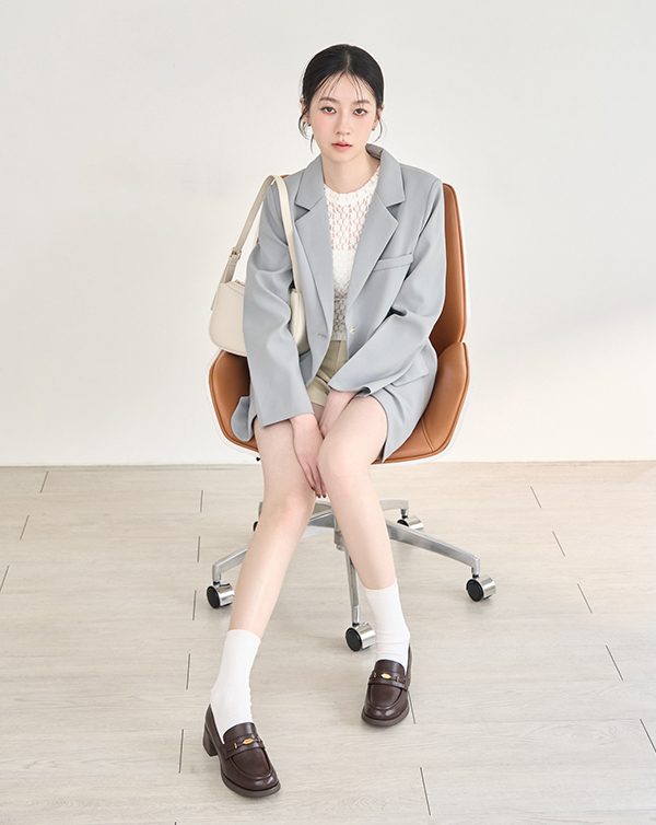 D+AF【真皮系列】親膚空氣棉小金葉樂福鞋，百搭通勤真皮樂福鞋推薦，2026春夏女鞋與春季穿搭必備。