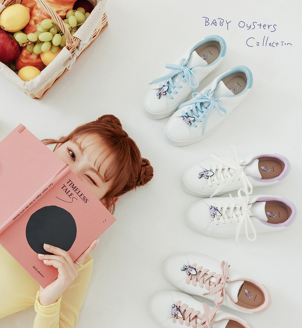 D+AF 官方網站推薦：迪士尼授權系列【牡蠣寶寶雙色鞋帶小白鞋】。不怕髒防潑水好清潔，輕量舒適搭配機能鞋墊，好穿一直穿。提供大小尺碼完美包覆，療癒細節讓日常通勤與出遊百搭又可愛，開啟舒適時髦的日常步伐。