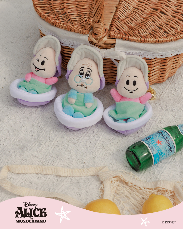 D+AF 官方網站熱銷推薦：超可愛迪士尼牡蠣寶寶登場！迪士尼授權系列Baby Oyster【牡蠣寶寶吊飾】開心、眨眼、老奶奶款掛飾。為生活增添童話感療癒可愛！三入組優惠$1888