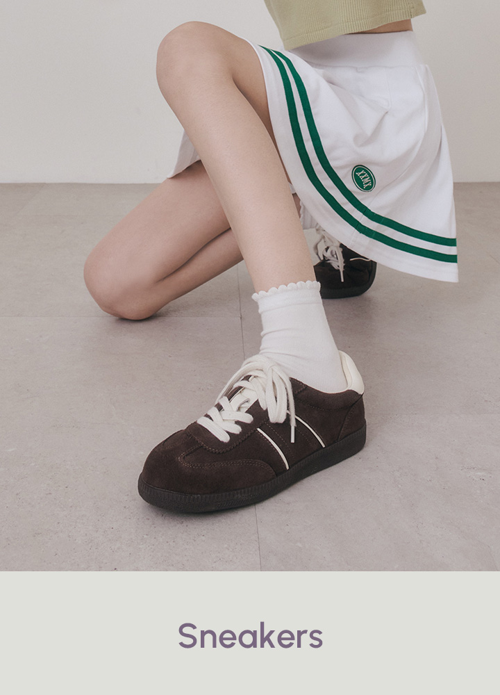 Sneakers