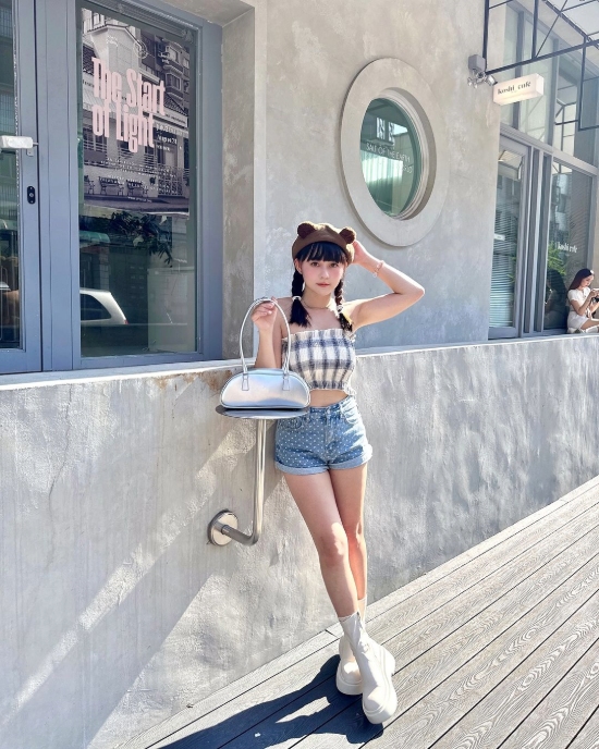 KPOP演唱會站坑鞋推薦 勁辣寶貝厚底短靴,8公分增高顯腿長,百搭舒適,演唱會久站不累
